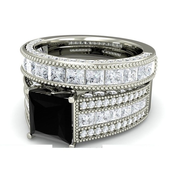 Huitan Jewelry - 925 Silver Princess Cut Black Sapphire Ring